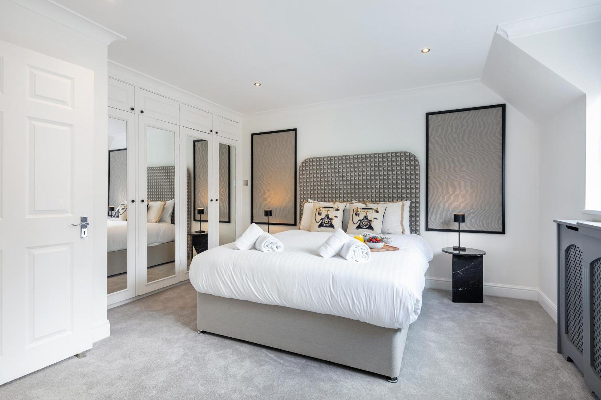 Vila Rare 4Beds Townhouse In Kensington With Patio Londýn Exteriér fotografie